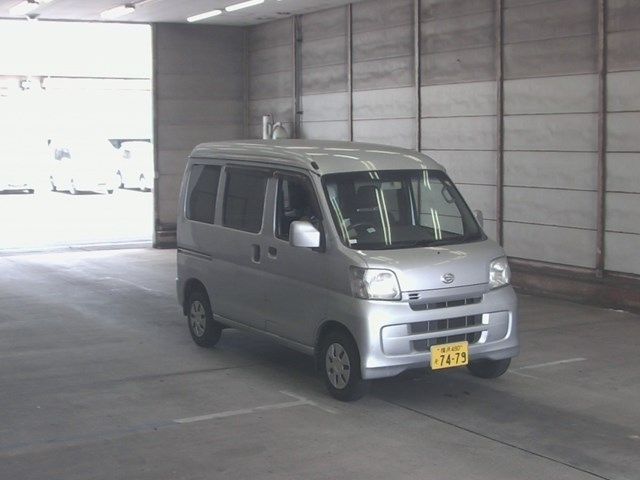 2532 DAIHATSU HIJET VAN S321V 2015 г. (ARAI Bayside)